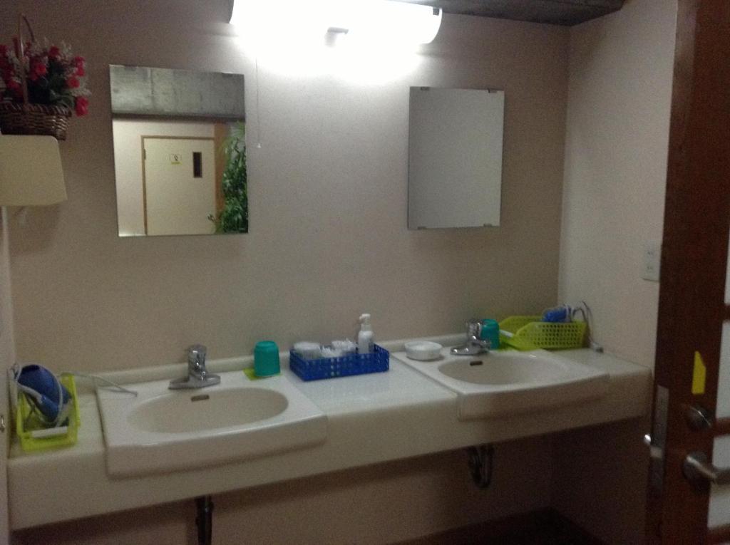 Kadowakikan Nozawaonsen Bagian luar foto